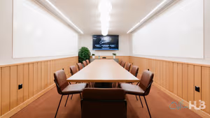15 Person Private Office