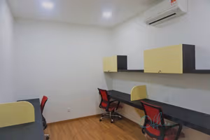 3 Person Private Office