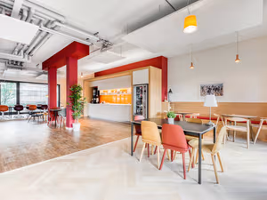 7 Person Private Office