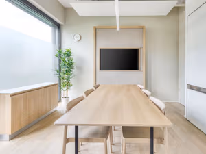 10 Person Coworking Desk