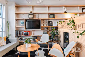 1 Person Shared Office