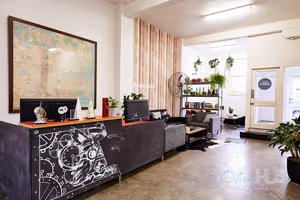 3 Person Shared Office