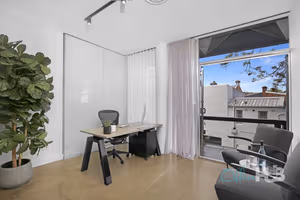 1 Person Coworking Desk