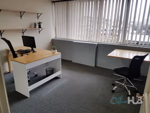 4 Person Private Office