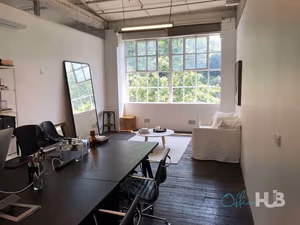 1 Person Coworking Desk