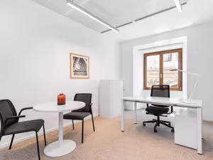 3 Person Private Office