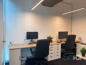 2 Person Shared Office