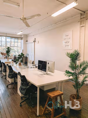 11 Person Private Office