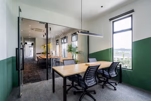 3 Person Private Office