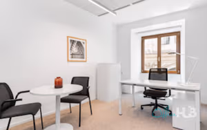 26 Person Private Office