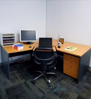 11 Person Shared Office