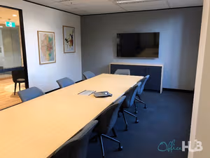 3 Person Shared Office