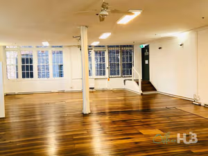 15 Person Sublet Office