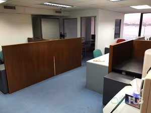 1 Person Private Office