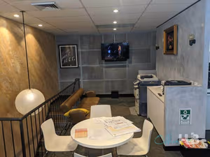 1 Person Shared Office