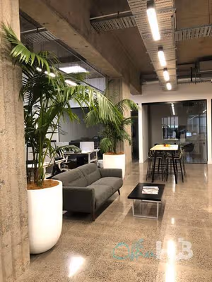 1 Person Shared Office