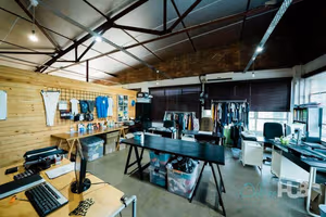 8 Person Private Office