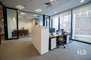 28 Person Private Office