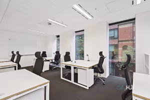 4 Person Private Office