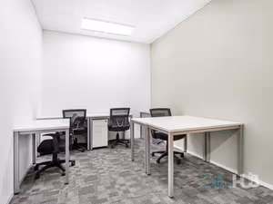 10 Person Private Office