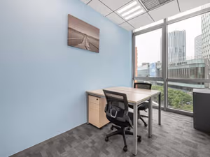 7 Person Private Office