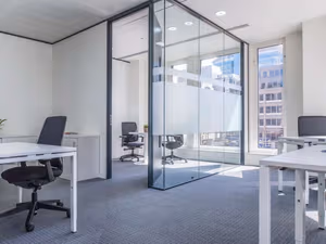 5 Person Private Office