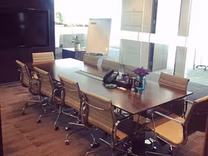 10 Person Private Office