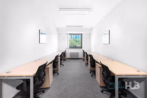 10 Person Private Office