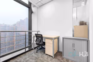 30 Person Private Office