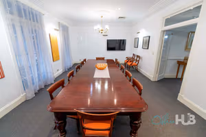 4 Person Private Office