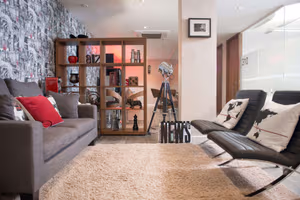 4 Person Private Office