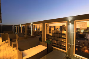 4 Person Private Office