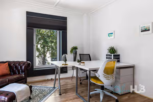 4 Person Private Office