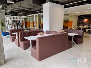 1 Person Coworking Desk