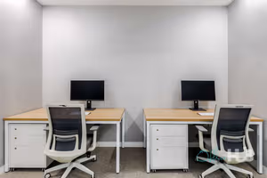 4 Person Private Office