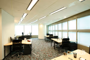 5 Person Private Office