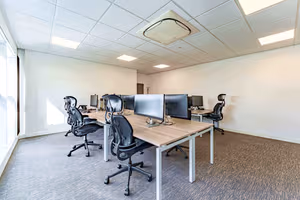 4 Person Coworking Desk