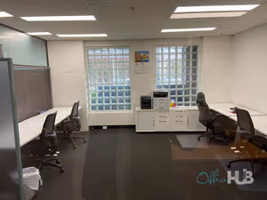 4 Person Shared Office
