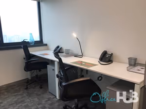 4 Person Private Office