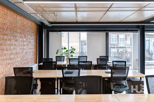 1 Person Coworking Desk