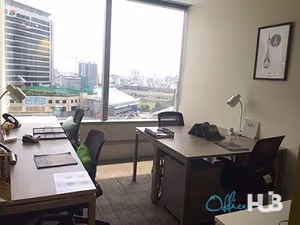 8 Person Private Office