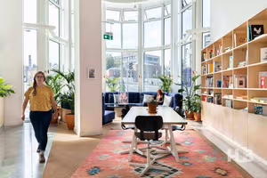 4 Person Private Office