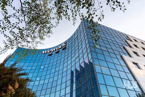 1 Person Private Office