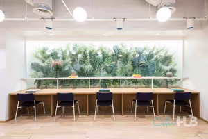 8 Person Private Office