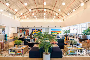 1 Person Coworking Desk