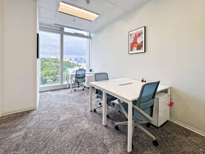 15 Person Private Office