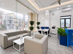 1 Person Private Office