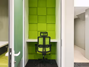 4 Person Private Office