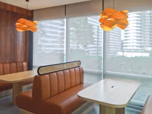 1 Person Coworking Desk