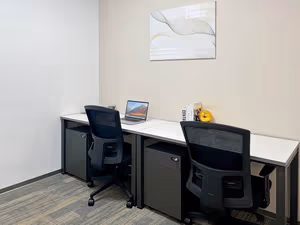5 Person Private Office